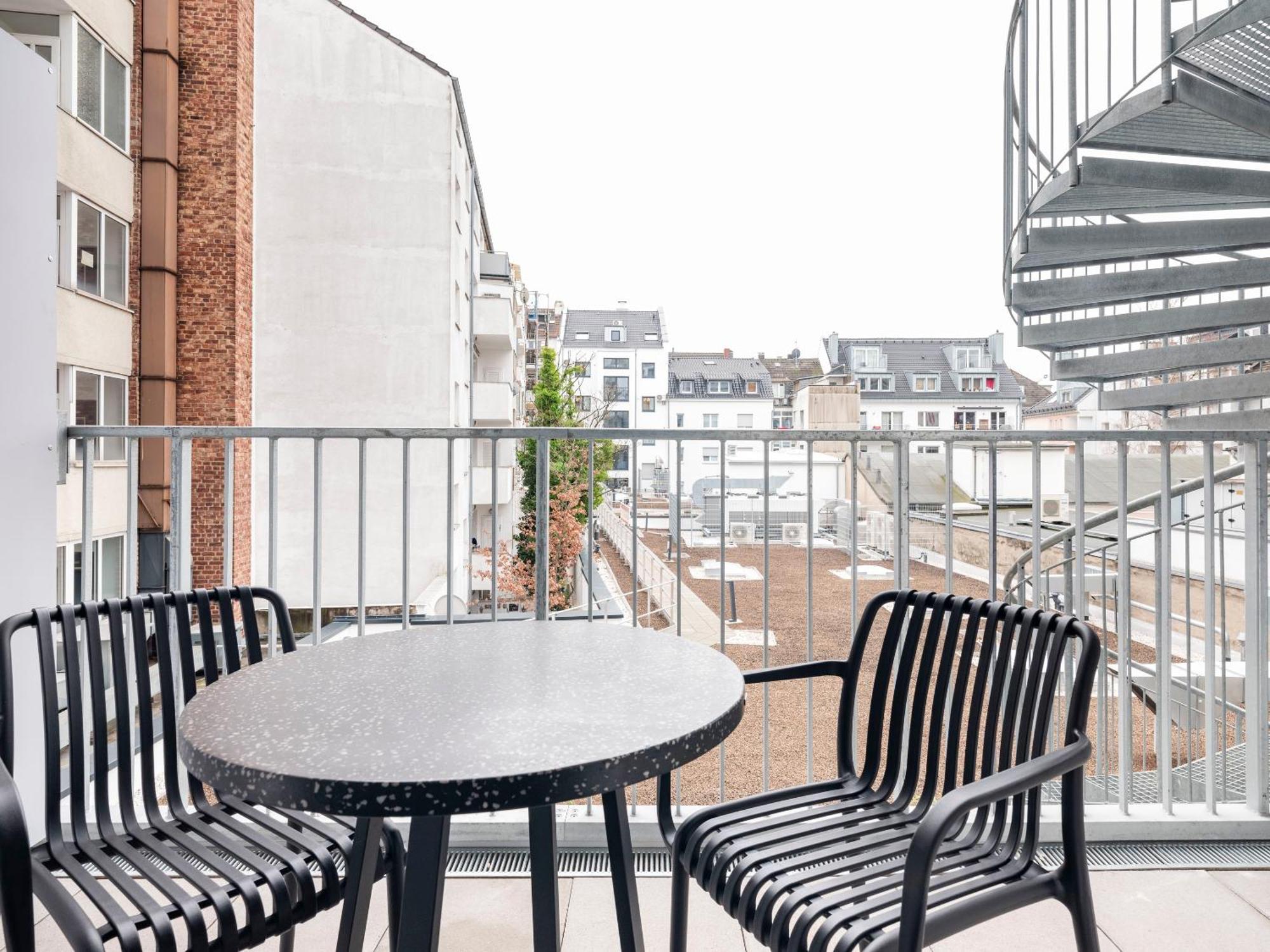 Numa Duesseldorf Leo Aparthotel Exterior photo